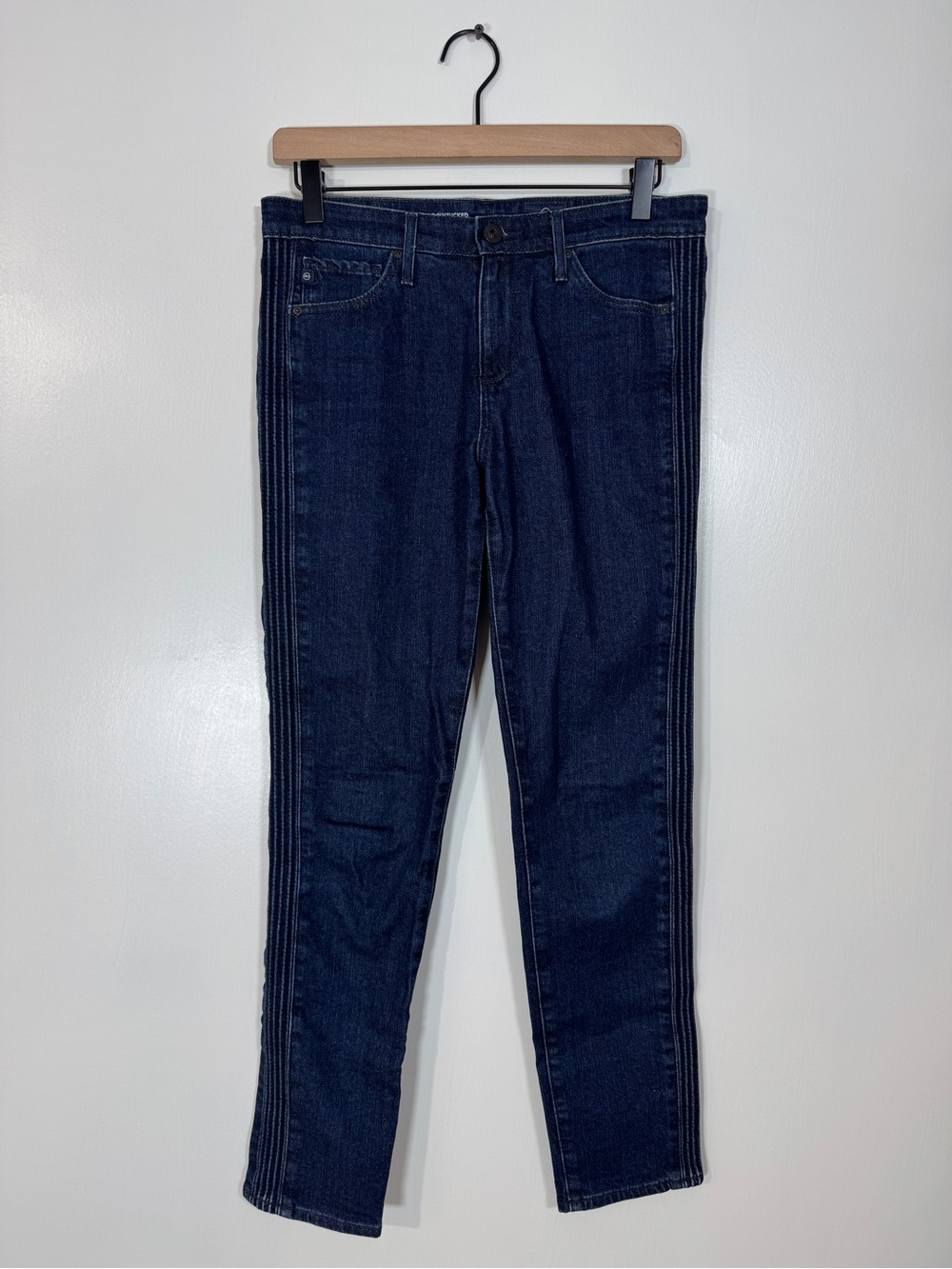 WJ235 {AG Jeans} "The Prima Ankle Pintucked Cigarette" Straight Denim Jeans